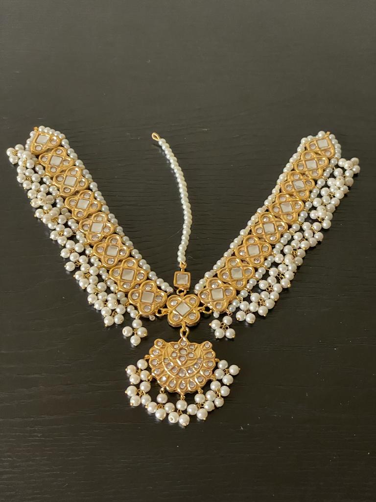 Simple Kundan Matha Patti Design