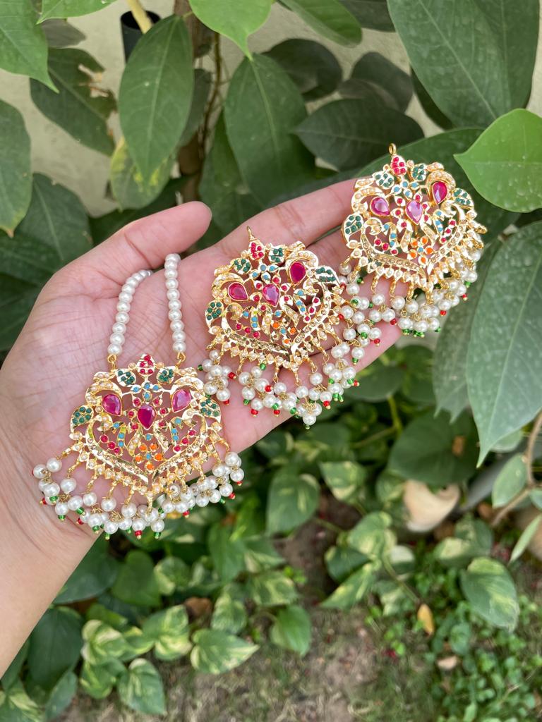 Elegant Multicolor Pendant Set Online