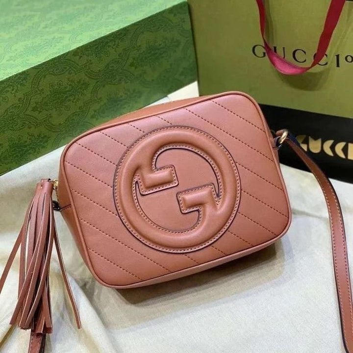 GGi Blondie