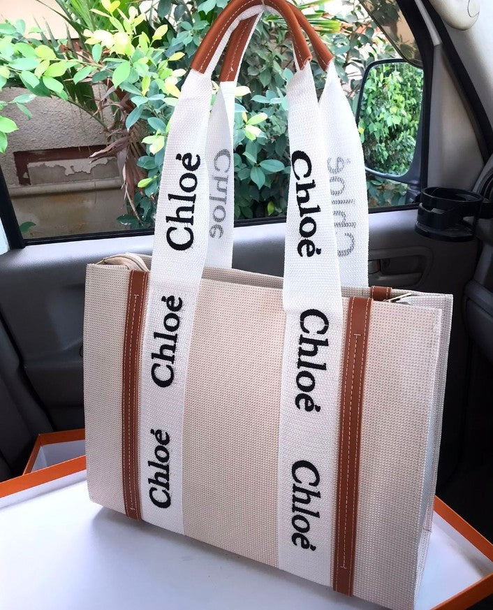 Chlee tote bag